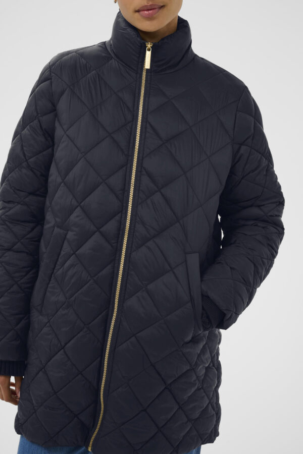 30310244_194013_350 PART TWO - Frakke