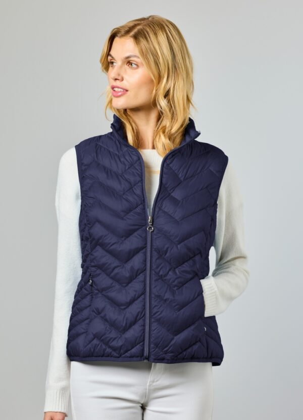 1024x1024-5aeb9b4b77a69442853921778ba42964 JUNGE - Vest