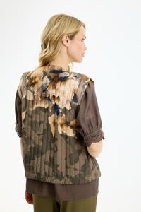 IN FRONT - Vest