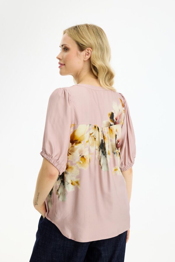 IN FRONT - Bluse