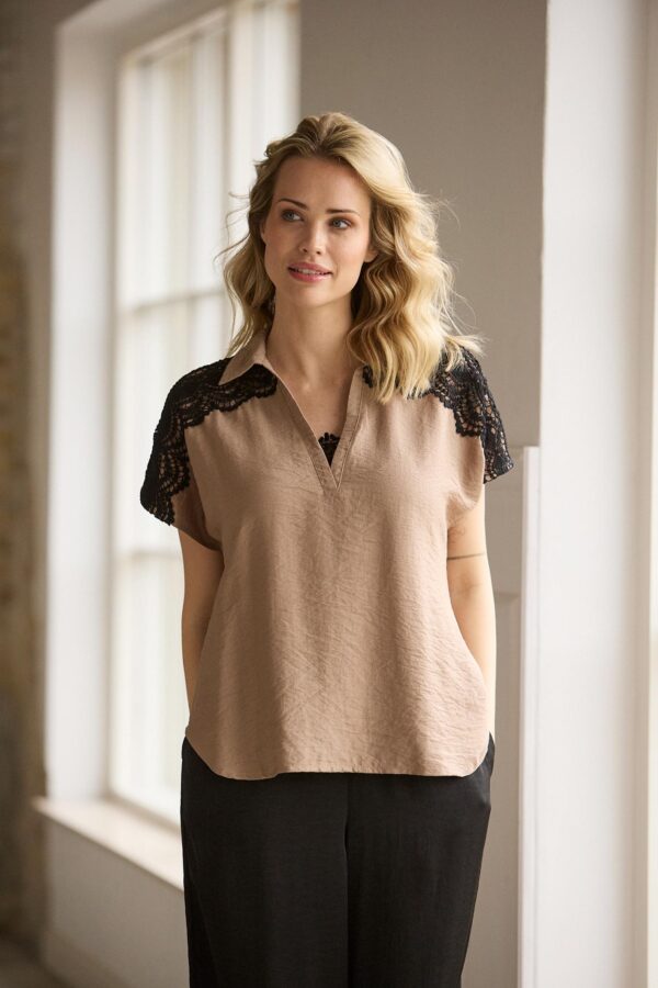 17231-195_04 IN FRONT - Bluse