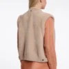 elona.5002612 oat 03